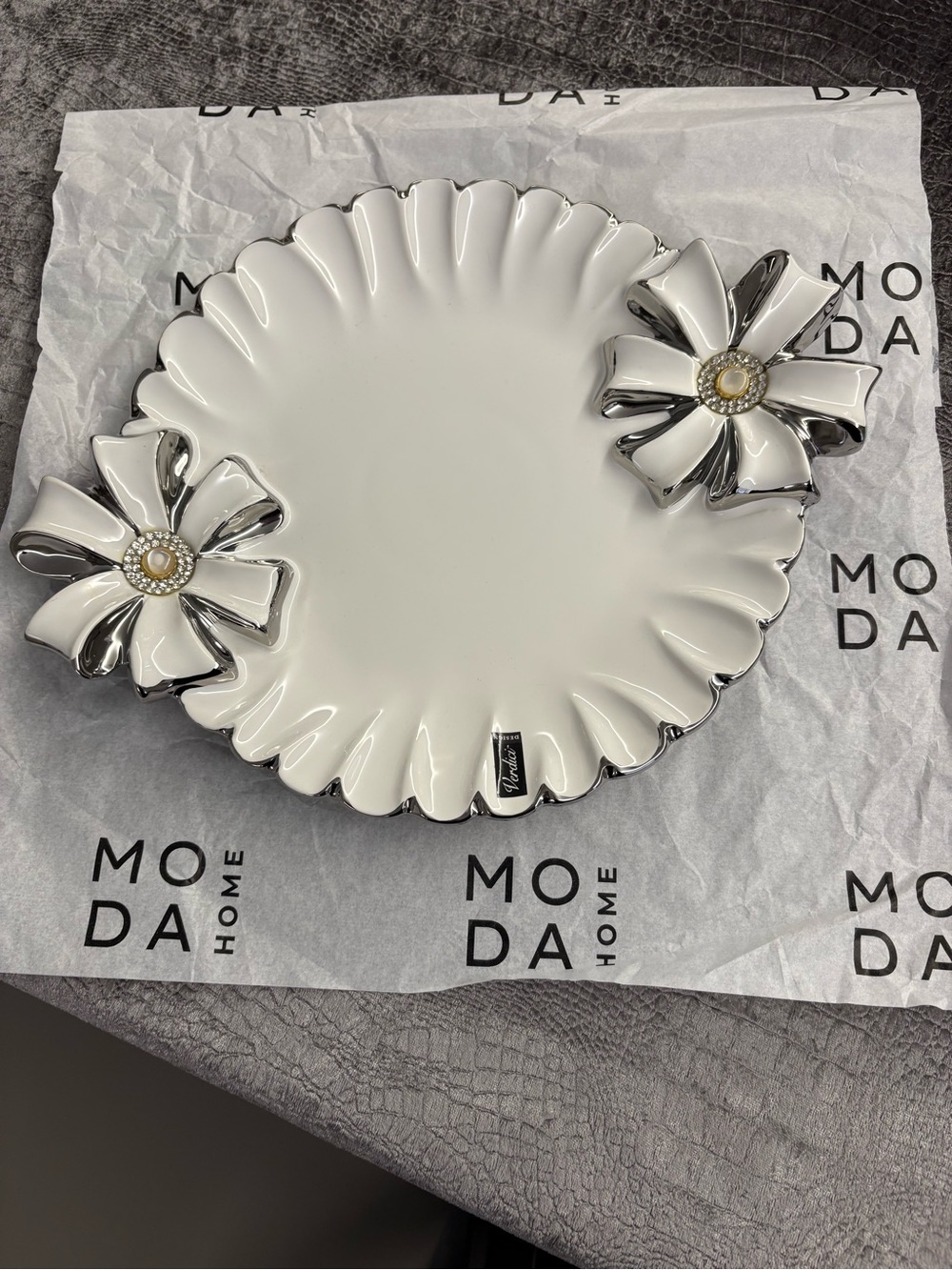 Verdici design White Ceramic Floral Edge Serving Platter